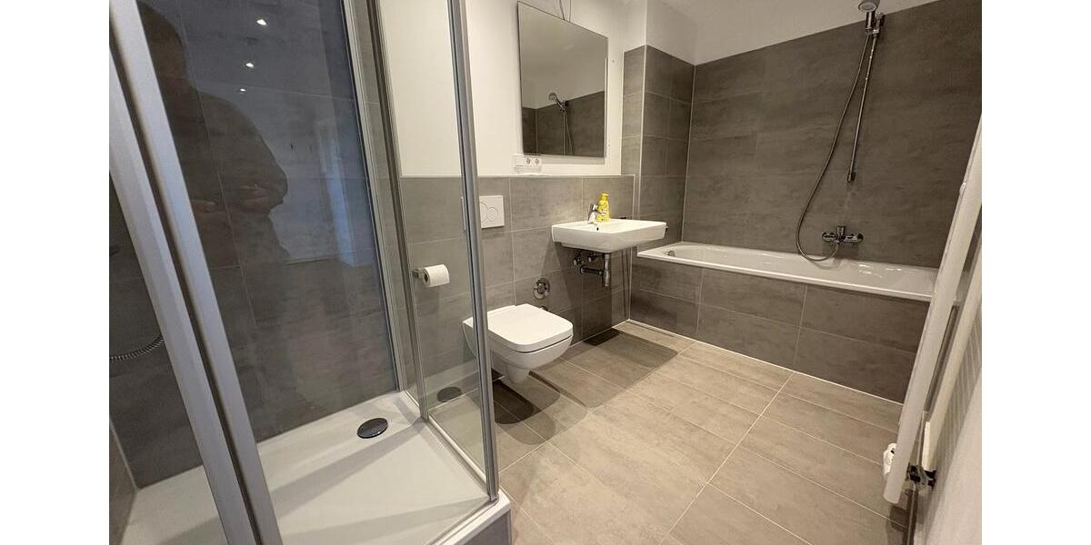 Etagenwohnung Köln Rodenkirchen - 3 Zimmer, 93 m&sup2;, 1.595&euro; | Angebot:26560256