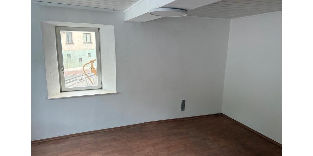 Einfamilienhaus Hünfelden - 4 Zimmer, 72 m&sup2;, 650&euro; | Angebot:26636421