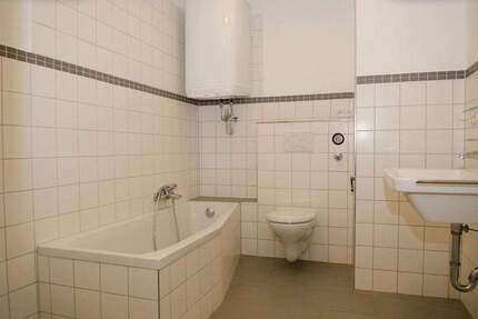 Wohnung Bogen Bogenberg - 3 Zimmer, 81 m&sup2;, 676&euro; | Angebot:25711032