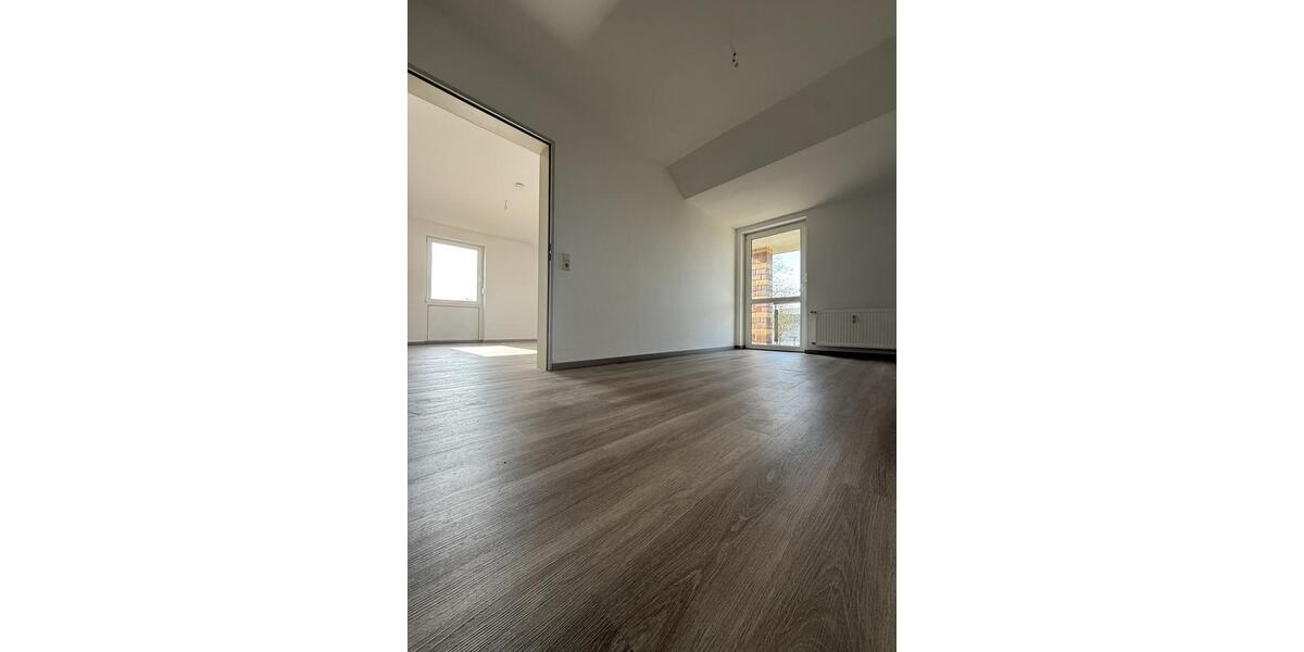 Dachgeschoßwohnung Großenkneten - 2 Zimmer, 67 m&sup2;, 700&euro; | Angebot:25803525