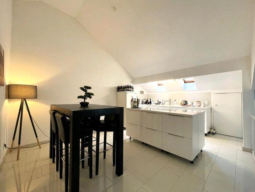 2,5 Zimmer Wohnung über den Dächern von Pforzheim zu vermieten zimmer