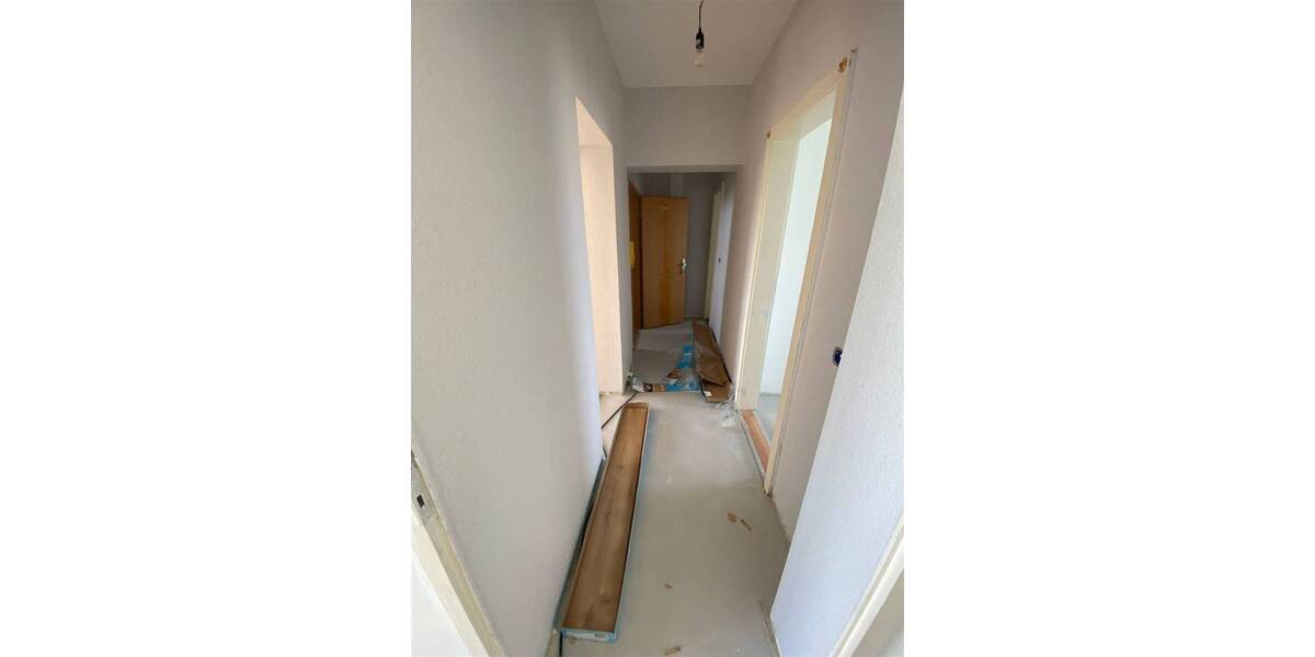 Etagenwohnung Wurzen Burkartshain - 3 Zimmer, 57 m&sup2;, 350&euro; | Angebot:26685234