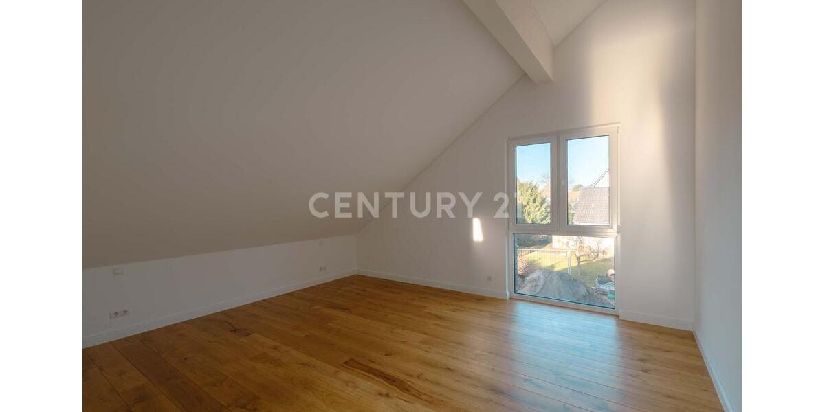 Dachgeschoßwohnung Rotenburg (Wümme) - 4 Zimmer, 131 m&sup2;, 1.650&euro; | Angebot:24183341