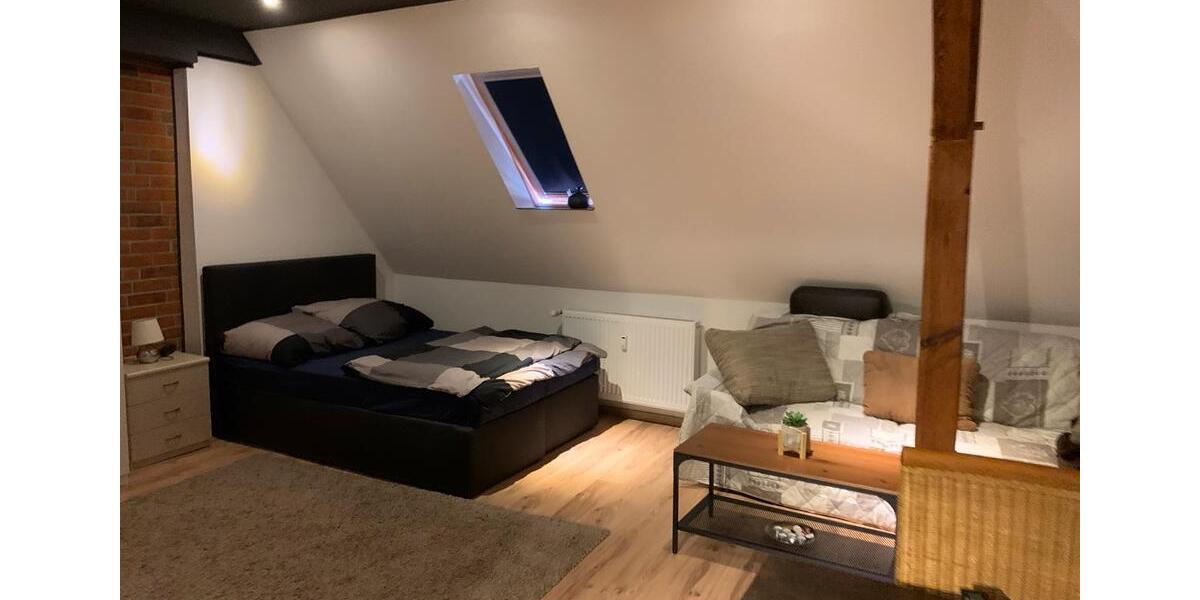 Dachgeschoßwohnung Emden - 1 Zimmer, 47 m&sup2;, 50&euro; | Angebot:24942265