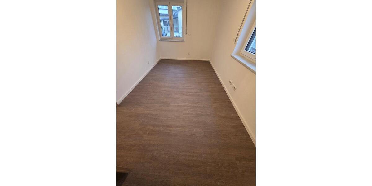 Doppelhaushälfte Simbach - 5 Zimmer, 157 m&sup2;, 1.350&euro; | Angebot:25791493