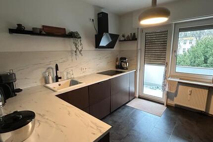 Wohnung Wiesbaden Südost - 3 Zimmer, 93 m&sup2;, 1.510&euro; | Angebot:24813620