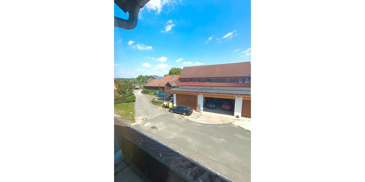 Dachgeschoßwohnung Heiligenstadt in Oberfranken - 2.5 Zimmer, 70 m&sup2;, 475&euro; | Angebot:25403434