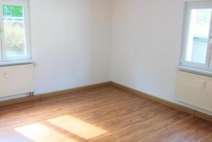 Wohnung Augustusburg - 2 Zimmer, 55 m&sup2;, 300&euro; | Angebot:26130105