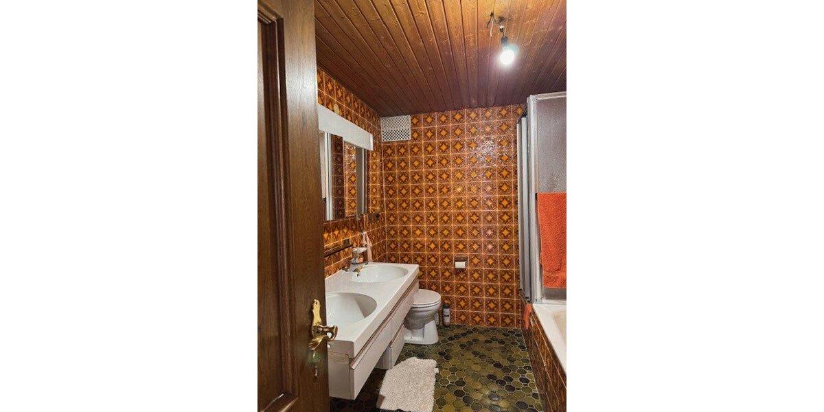 Etagenwohnung Munderkingen - 5.5 Zimmer, 140 m&sup2;, 950&euro; | Angebot:25988242