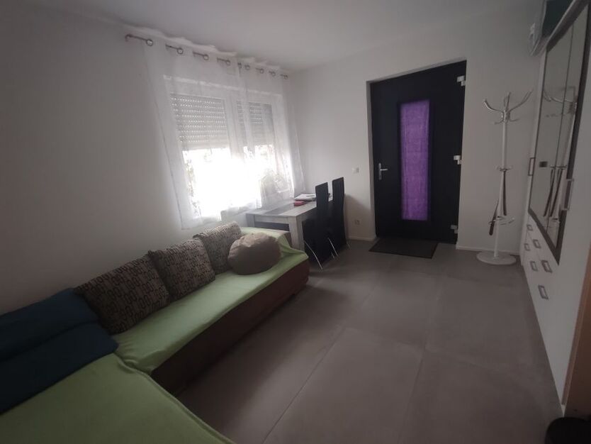 Moderne, barrierefreie Erdgeschoßwohnung mit 3,5 Zimmern im Luftkurort Hümmerich - provisionsfrei!