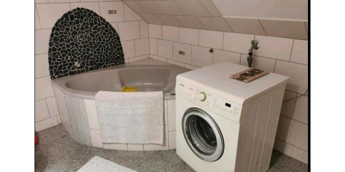 Dachgeschoßwohnung Nümbrecht - 2 Zimmer, 60 m&sup2;, 500&euro; | Angebot:25056183