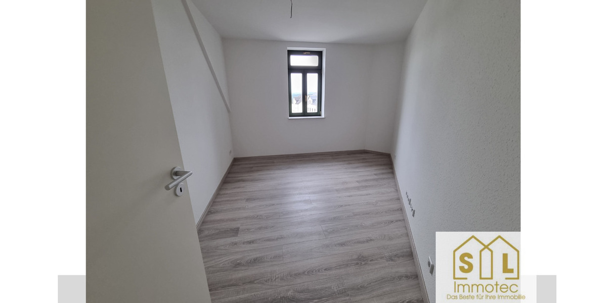 Etagenwohnung Chemnitz Ebersdorf - 4 Zimmer, 94 m&sup2;, 730&euro; | Angebot:26290497