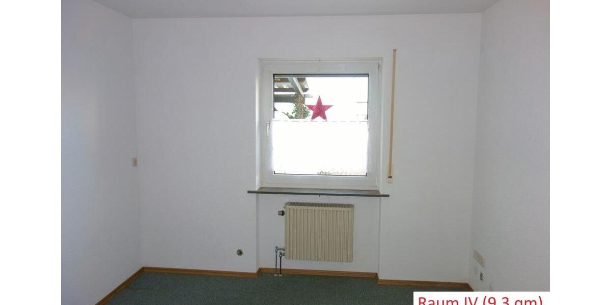 Erdgeschoßwohnung Waigolshausen - 4 Zimmer, 100 m&sup2;, 700&euro; | Angebot:26263175