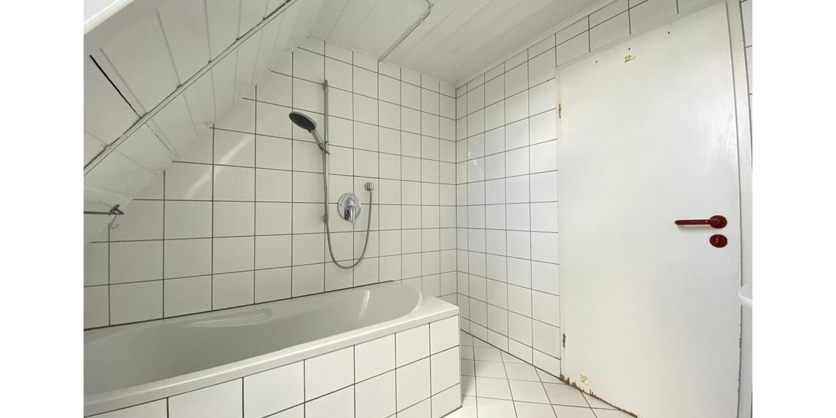 Etagenwohnung Lich - 3 Zimmer, 89 m&sup2;, 900&euro; | Angebot:26163486