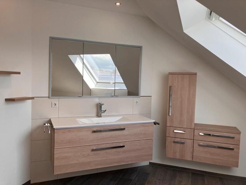 Helle neu renovierte 3-Zimmer-Wohnung