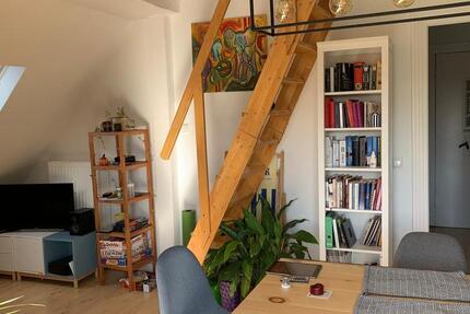 ZWISCHENMIETE Bahrenfeld Groß Flottbek ca 60qm + Dachzimmer 3 zimmer