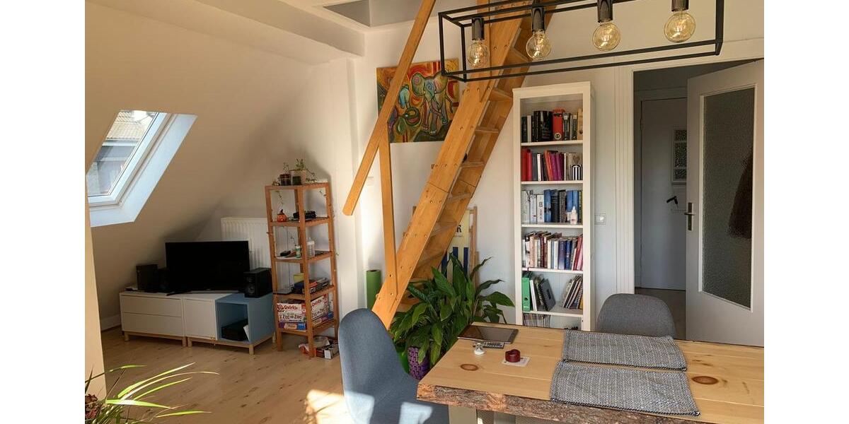 ZWISCHENMIETE Bahrenfeld Groß Flottbek ca 60qm + Dachzimmer 3 zimmer