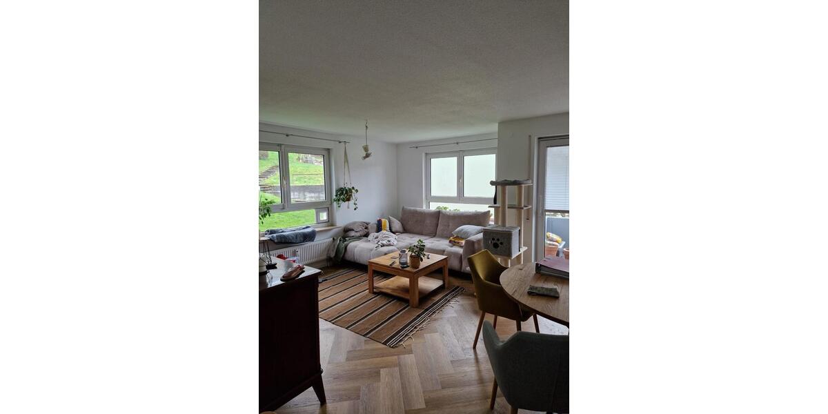 2-Zimmer-Wohnung mit Balkon & Garage in Esslingen-Wäldenbronn 2 zimmer