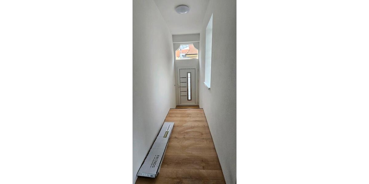 Erstbezug nach Kernsanierung 2 Zi Whg. im 1.OG zentral in Kronach 2 zimmer