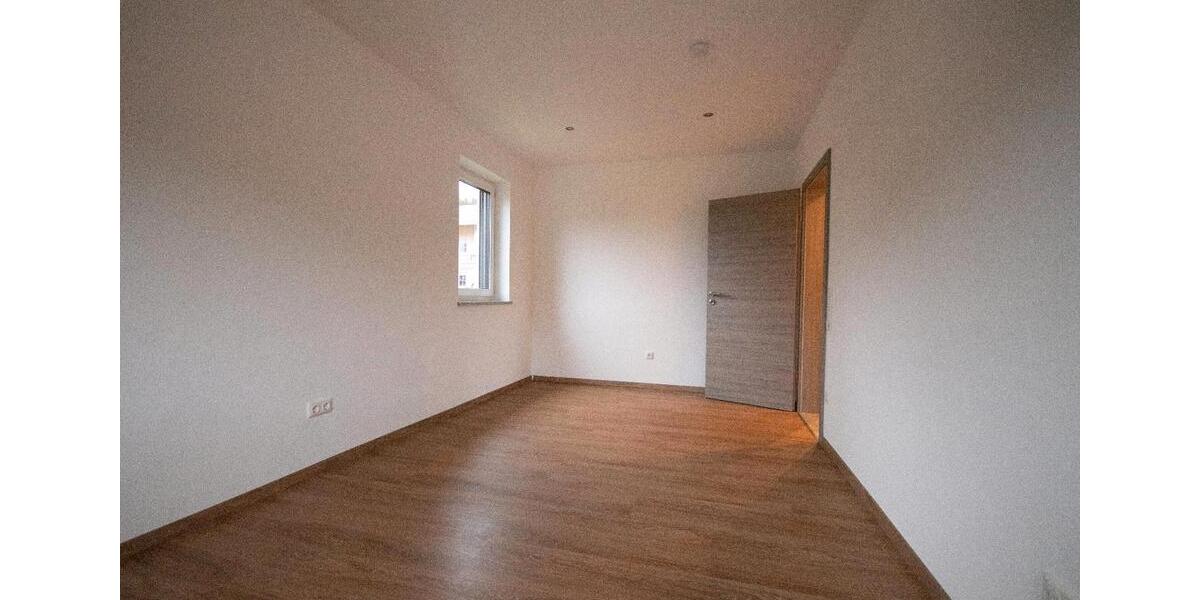 Etagenwohnung Prackenbach - 1 Zimmer, 90 m&sup2;, 850&euro; | Angebot:26649451
