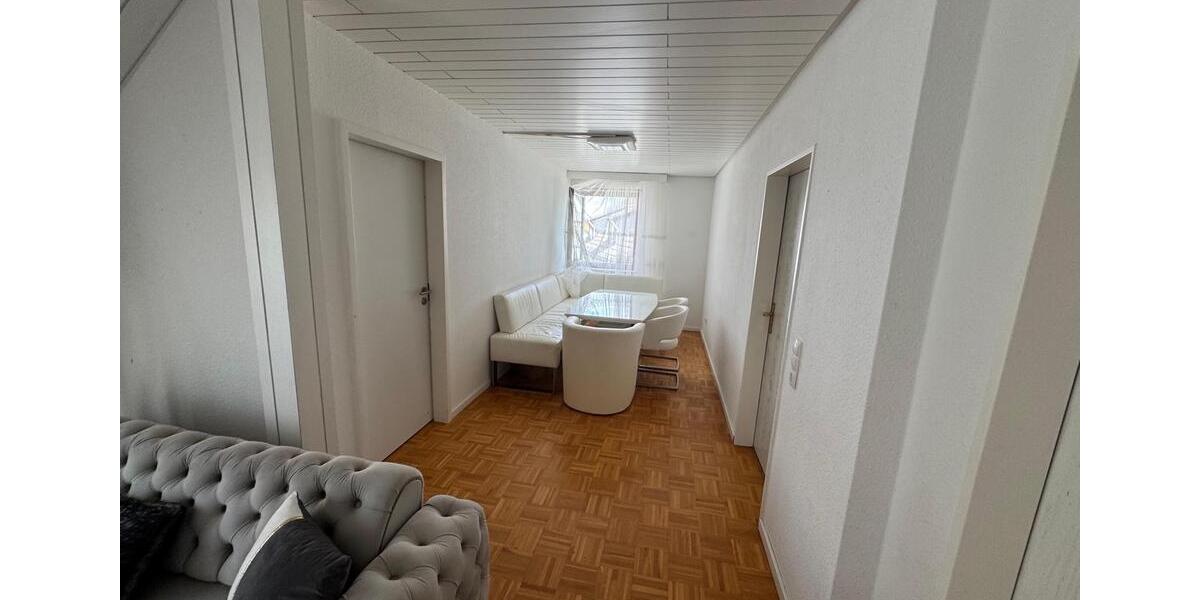 Etagenwohnung Mannheim Sandhofen - 3 Zimmer, 85 m&sup2;, 1.250&euro; | Angebot:24711371