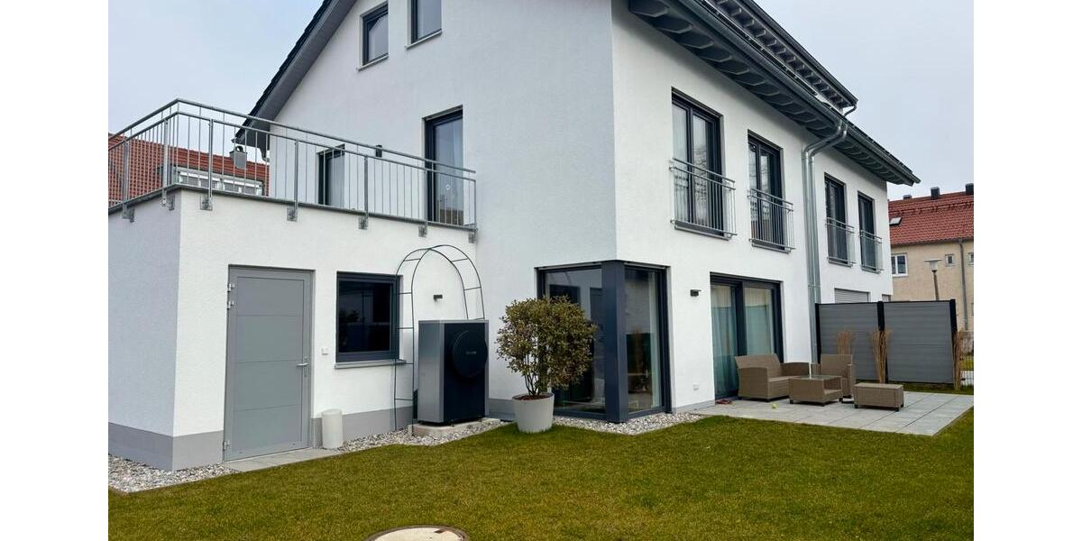 Doppelhaushälfte Mindelheim - 5 Zimmer, 170 m&sup2;, 2.150&euro; | Angebot:24107915