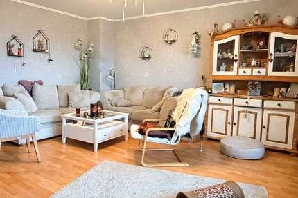 Wohnung Raisdorf Raisdorf - 3 Zimmer, 84 m&sup2;, 865&euro; | Angebot:25256776