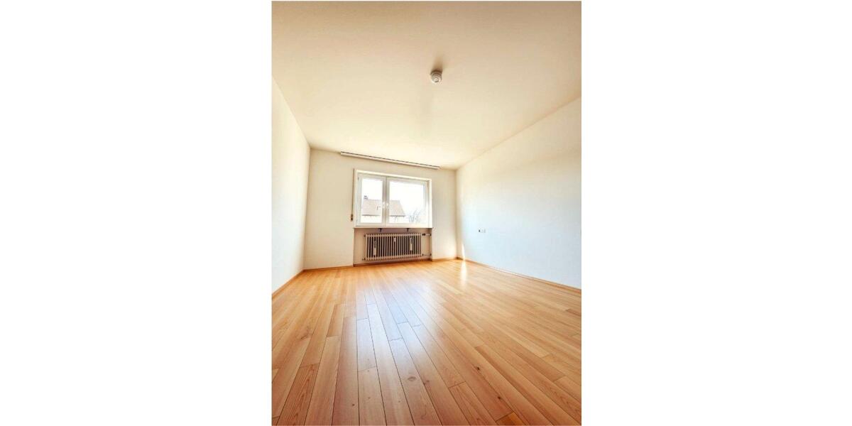 Etagenwohnung Gaienhofen - 2.5 Zimmer, 80 m&sup2;, 990&euro; | Angebot:26050728