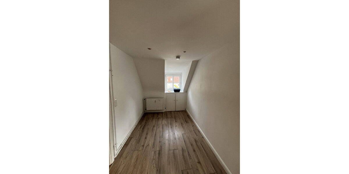 Reihenmittelhaus Hamburg Billstedt - 3 Zimmer, 72 m&sup2;, 1.450&euro; | Angebot:26150677