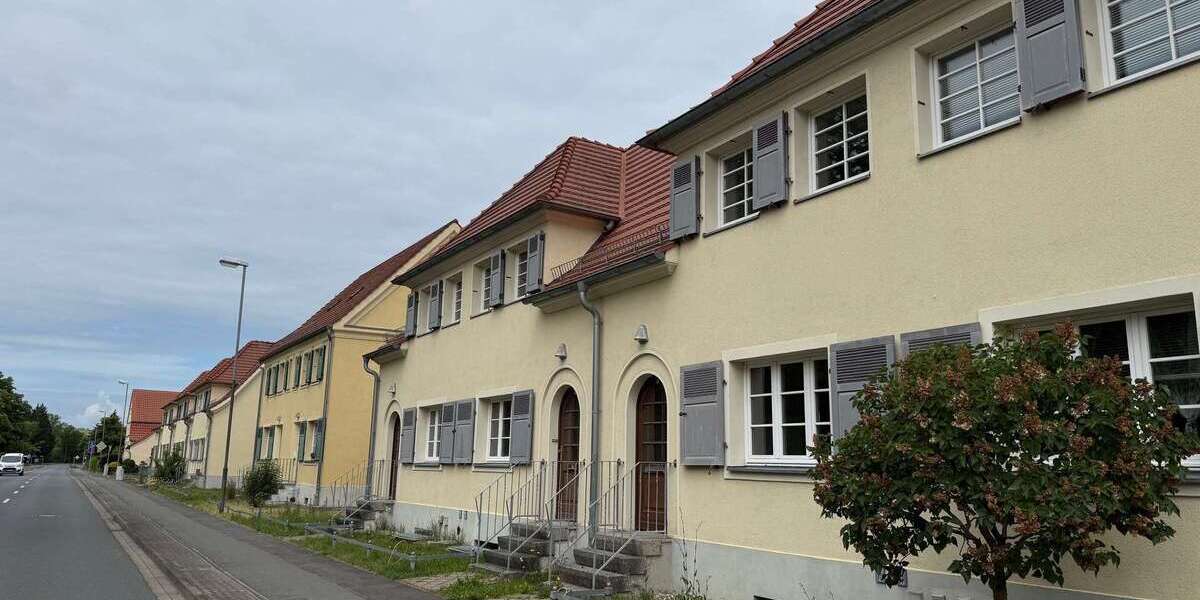 Haus zum Mieten in Gräfenhainichen 620 € 61.28 m² 3 zimmer