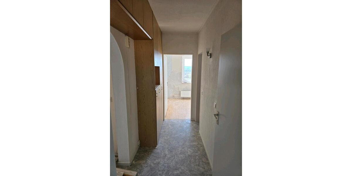 Etagenwohnung Detmold - 4 Zimmer, 85 m&sup2;, 670&euro; | Angebot:26049800