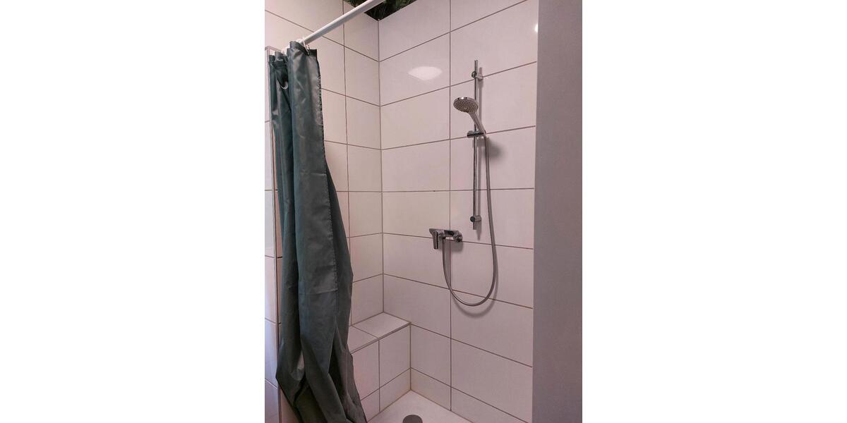 Etagenwohnung Bergheim - 4 Zimmer, 95 m&sup2;, 1.350&euro; | Angebot:24444822