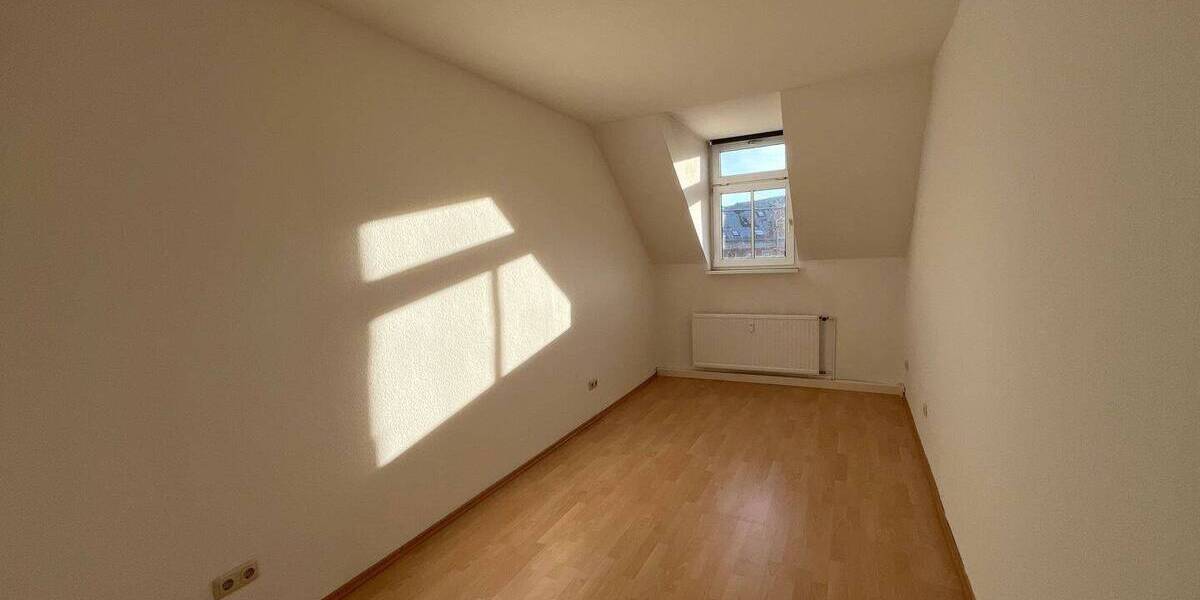Etagenwohnung Chemnitz Zentrum - 3 Zimmer, 90 m&sup2;, 531&euro; | Angebot:26319676