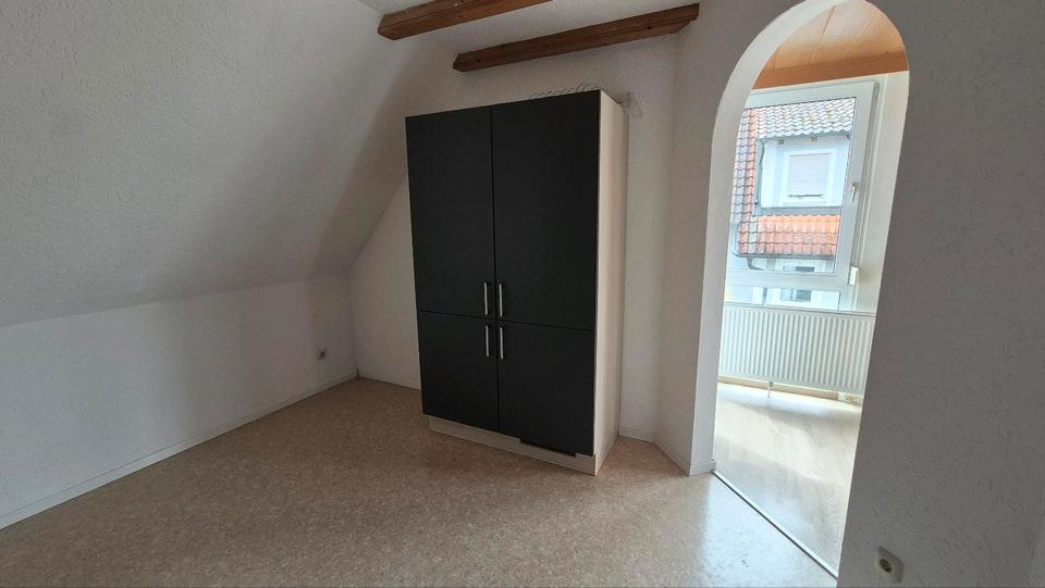 Maisonettenwohnung Edelsfeld - 3 Zimmer, 100 m&sup2;, 1.000&euro; | Angebot:26004604
