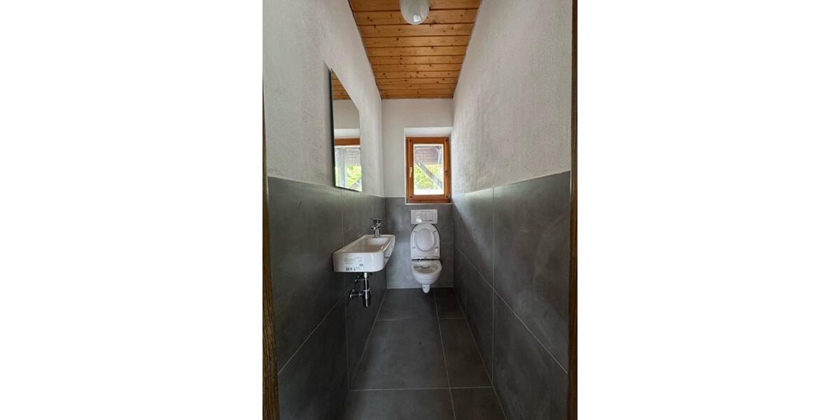 Erdgeschoßwohnung Deuerling - 3 Zimmer, 104 m&sup2;, 1.300&euro; | Angebot:26577853