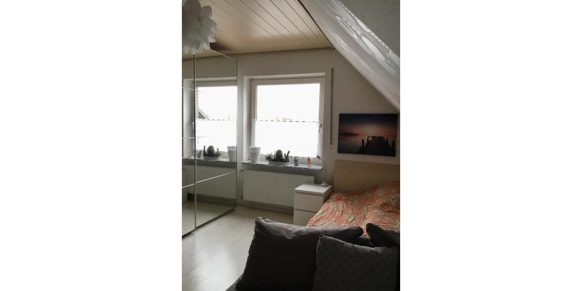 Ab 01.04.~3 Zimmer 110 qm + 30 qm Dachboden~Einbauküche~Balkon 3 zimmer