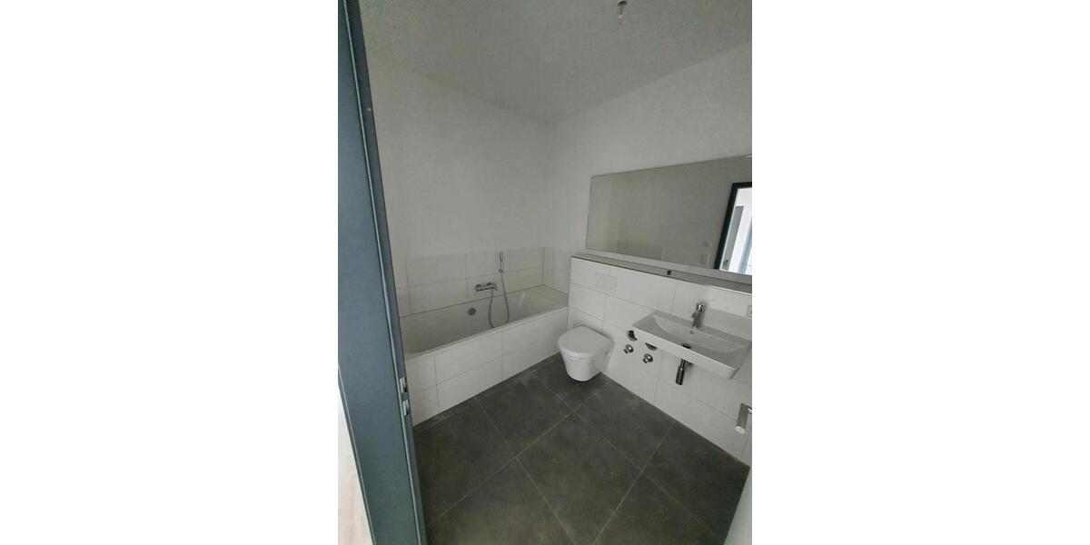 Geräumige 4-Raum-Wohnung zu vermieten 4 zimmer