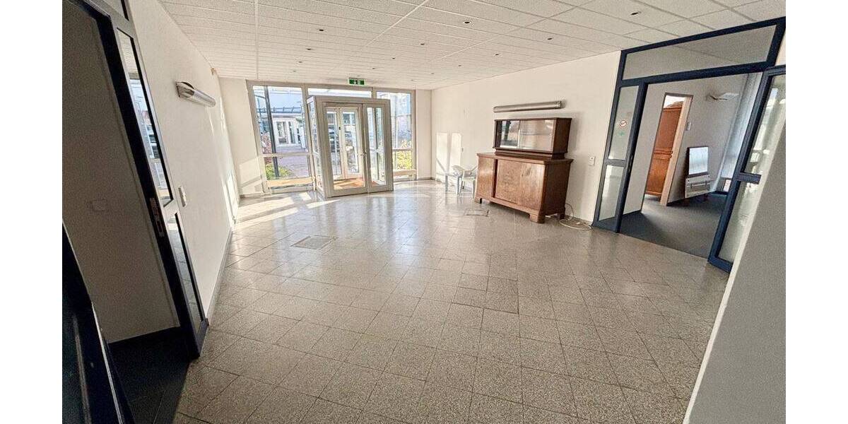 Gewerbeobjekt Schkeuditz Dölzig - 1 Zimmer, 471 m&sup2;, 2.800&euro; | Angebot:26616775