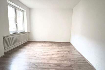 Wohnung Gelsenkirchen Altstadt - 3 Zimmer, 88 m&sup2;, 590&euro; | Angebot:24375357