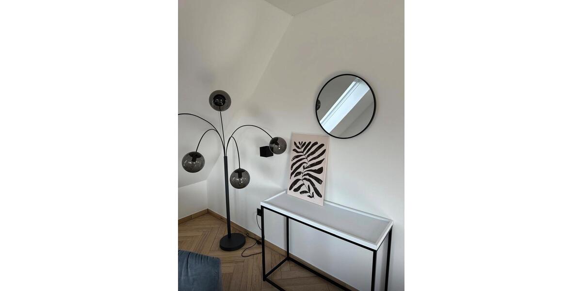 Dachgeschoßwohnung Lemgo - 2 Zimmer, 40 m&sup2;, 850&euro; | Angebot:26021422