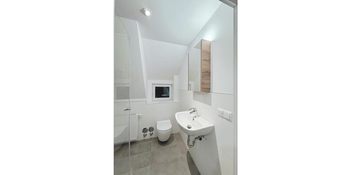 Frisch renovierte, helle und charmante 3-Zimmer-Maisonettewohnung 3 zimmer