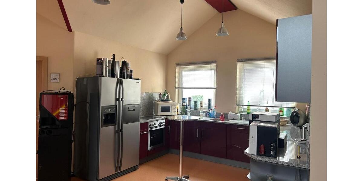 Dachgeschoßwohnung Kirchhain - 2 Zimmer, 98 m&sup2;, 1.705&euro; | Angebot:24851855