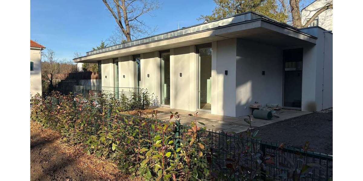 Haus zum Mieten in Dresden 2.490 € 127.35 m² 3 zimmer