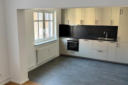 Hochwertig renovierte & zweistöckige 4-ZKB-Wohnung in Zwingenberg 4 zimmer