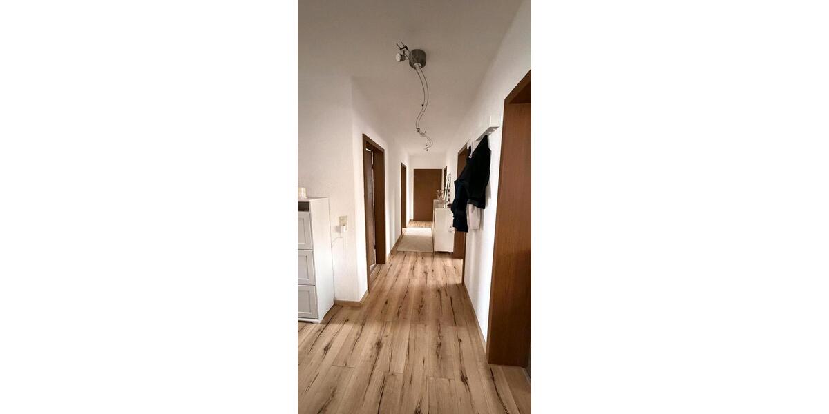 Etagenwohnung Schrobenhausen - 5 Zimmer, 106 m&sup2;, 1.060&euro; | Angebot:26609478