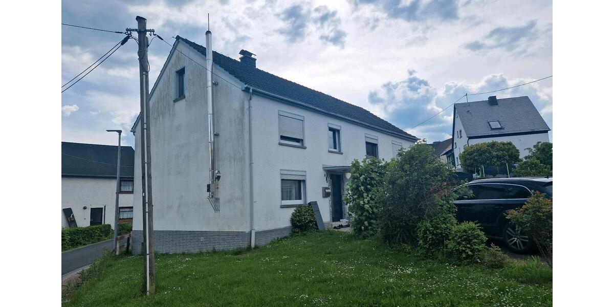 Einfamilienhaus Etzbach - 7 Zimmer, 200 m&sup2;, 1.200&euro; | Angebot:25341745