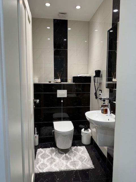 Hochwertige Ausstattung*Barrierefrei*Lift*Gartennutzung * Keller *G-WC 4 zimmer