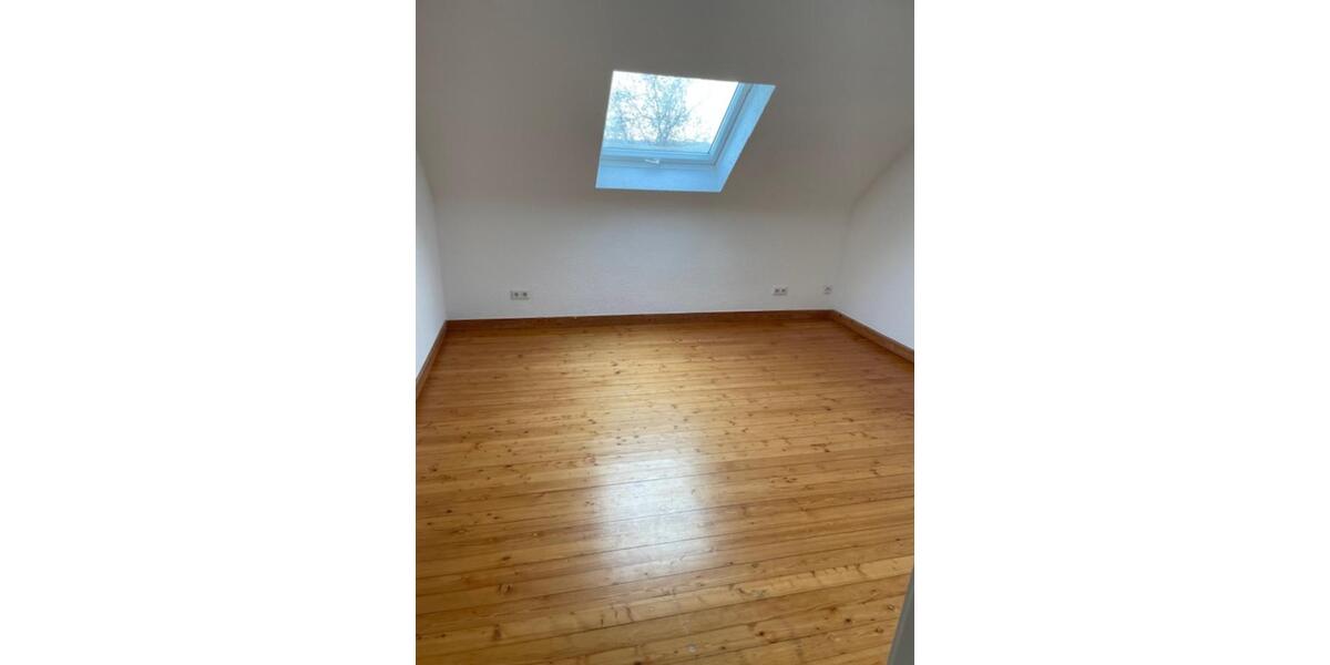 Dachgeschoßwohnung Korntal-Münchingen Münchingen - 2 Zimmer, 45 m&sup2;, 900&euro; | Angebot:24257657