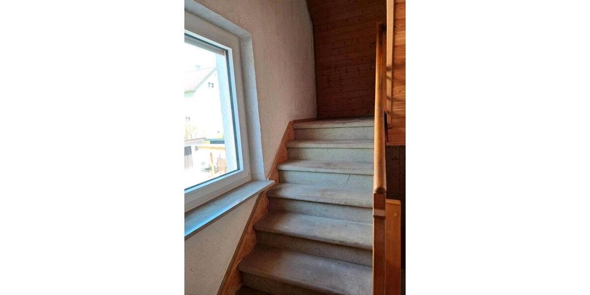 Etagenwohnung Königsbronn - 5.5 Zimmer, 130 m&sup2;, 1.100&euro; | Angebot:26110975