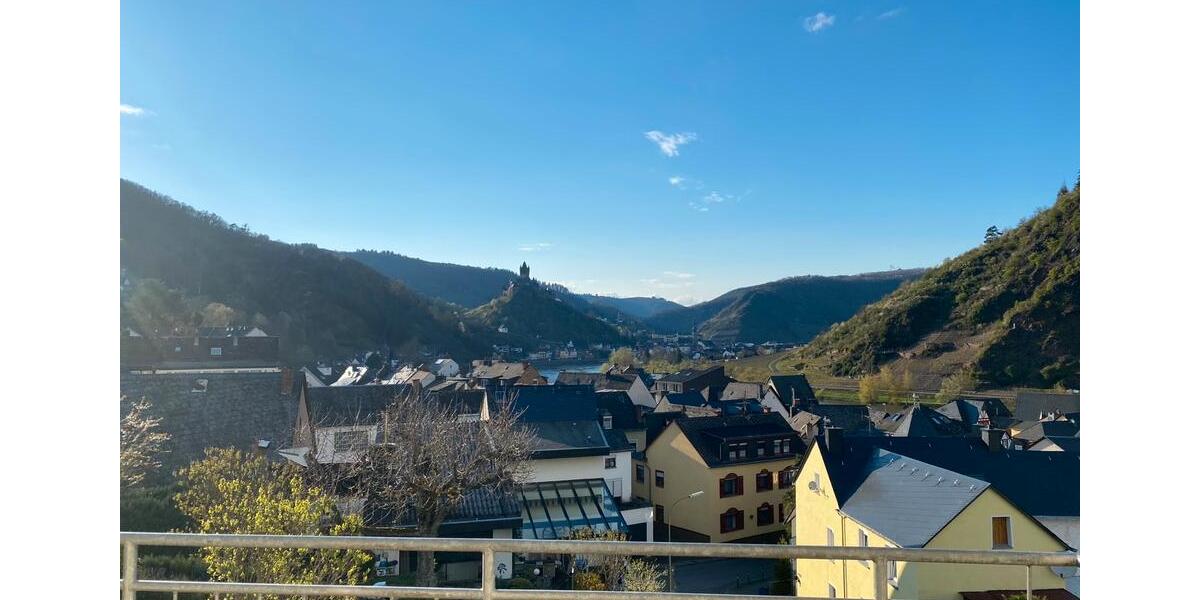 Etagenwohnung Cochem - 5 Zimmer, 86 m&sup2;, 1.250&euro; | Angebot:26429808